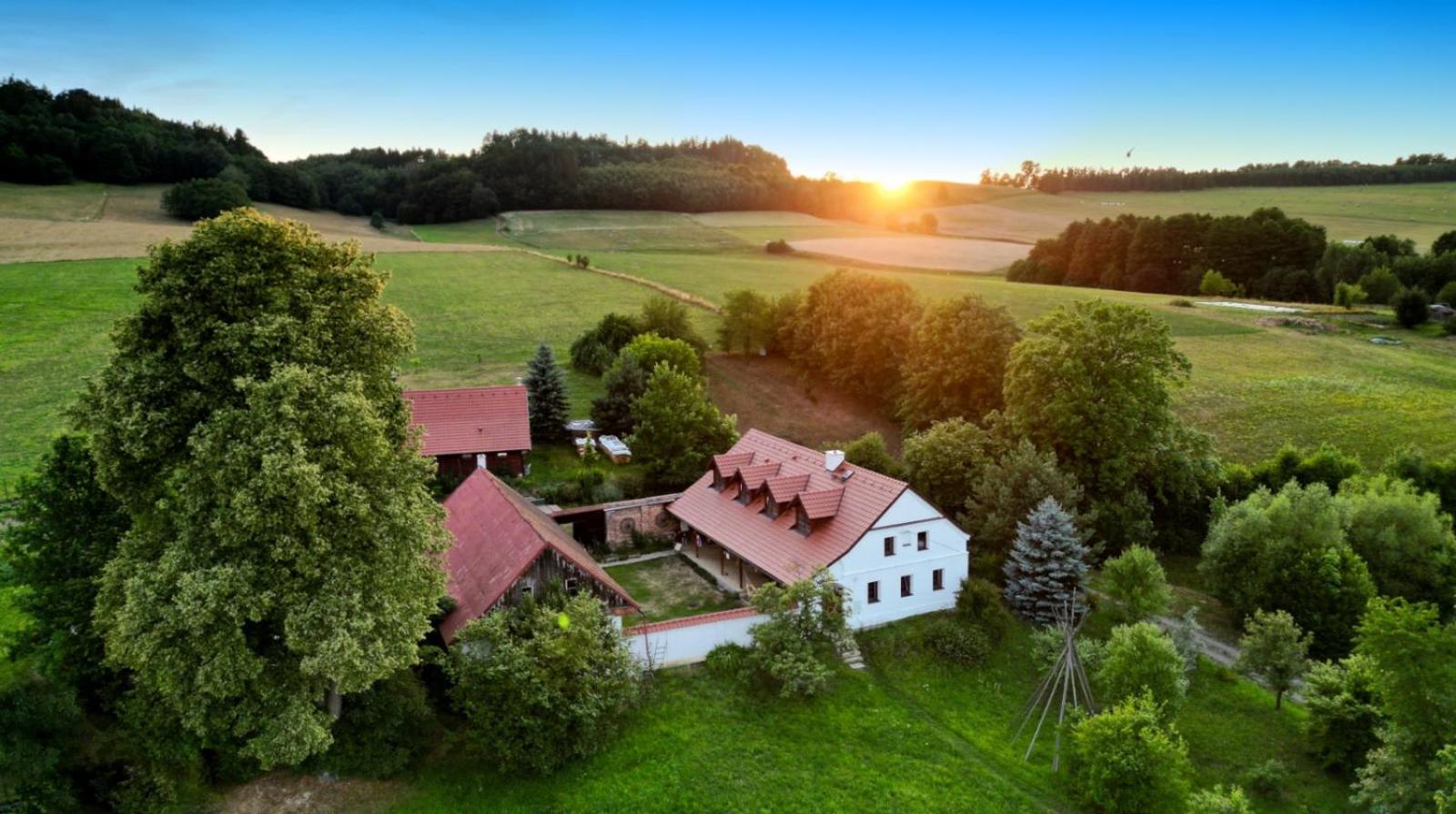 Yogashrama Traditional Ústí nad Orlicí Exterior foto