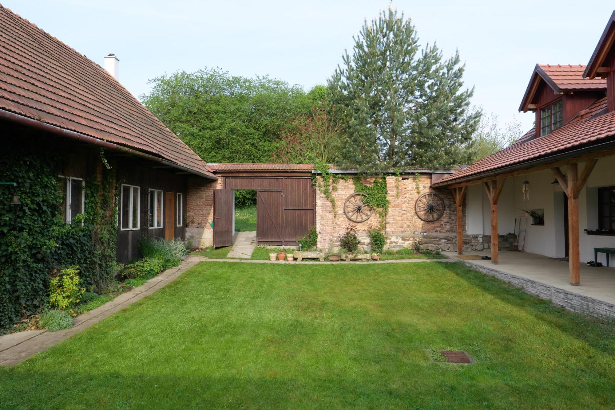 Yogashrama Traditional Ústí nad Orlicí Exterior foto
